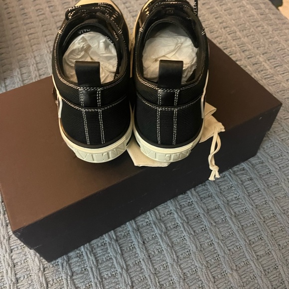 Men sneakers - Picture 2 of 7